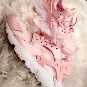 Nike Huarache Run Sneakers